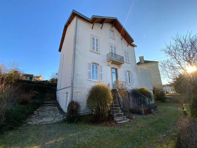 LE CREUSOT ' Quartier recherché ' Bel appartement de 135 m² hab. 3 chambres