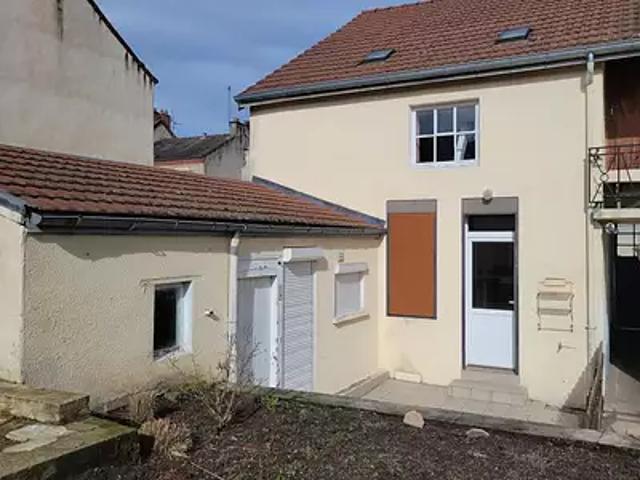 Le Creusot 71200 Location maison 4 pièces t4 jardin terrasse