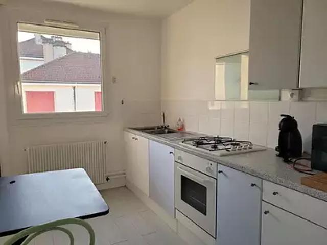 Le Creusot 71200 Location appartement 1 pièce t1 balcon