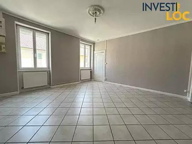 Le Creusot 71200 Location appartement 3 pièces t3 au dernier étage