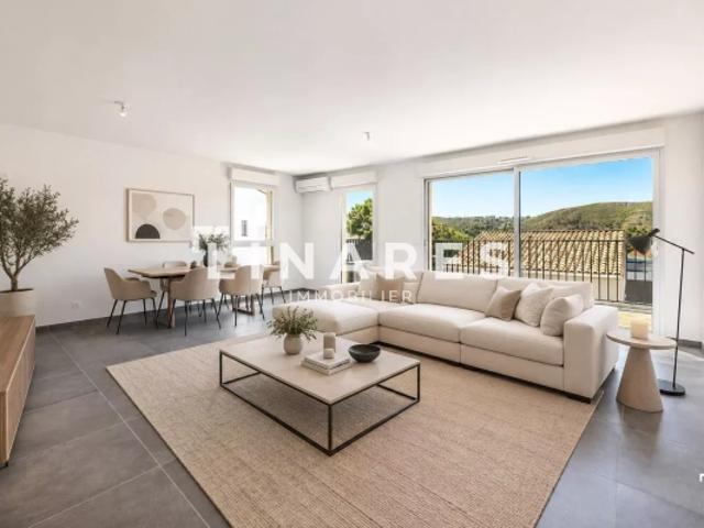 LE DOMAINE DE BELLEPEIRE Appartement T3 de 74m2 Terrasse Jardin Box sus 13170 LES PENNES MIRABEAU