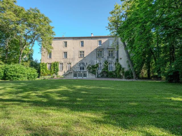 Le Domaine de la Commanderie 900m² Plaigne
