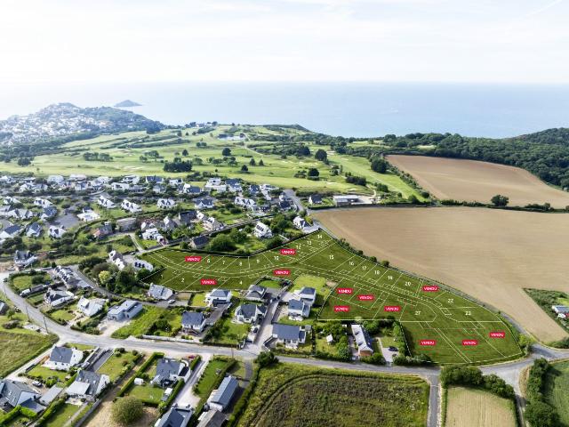 LE DOMAINE DE LA CROIX BILY Terrains