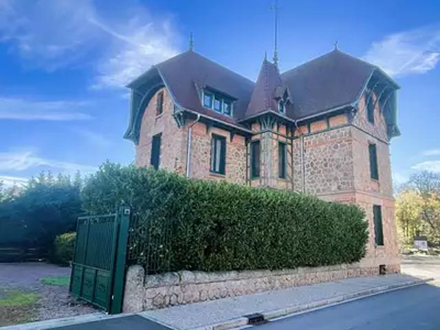 Le Donjon 03130 Achat / Vente maison 7 pièces t7