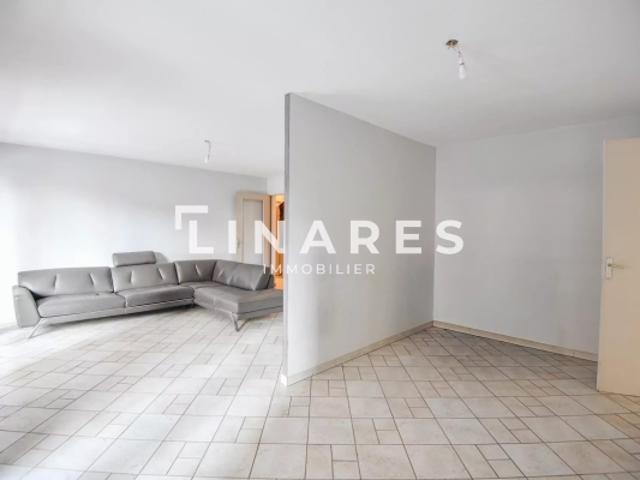 LE FAMILIAL Appartement T4 de 106m2 Balcons 13004 Chartreux / Chutes Lavie