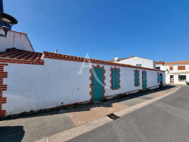 LE FENOUILLER 260m² très rare !