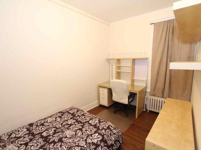 Le Fort Six Bed, Two Bath 9.5 [object Promise] for Rent