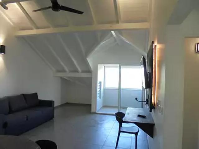 Le Gosier 97190 Location appartement 4 pièces t4 au dernier étage
