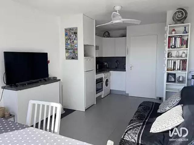 Le Grau du Roi 30240 Achat / Vente appartement 1 pièce t1 au dernier étage