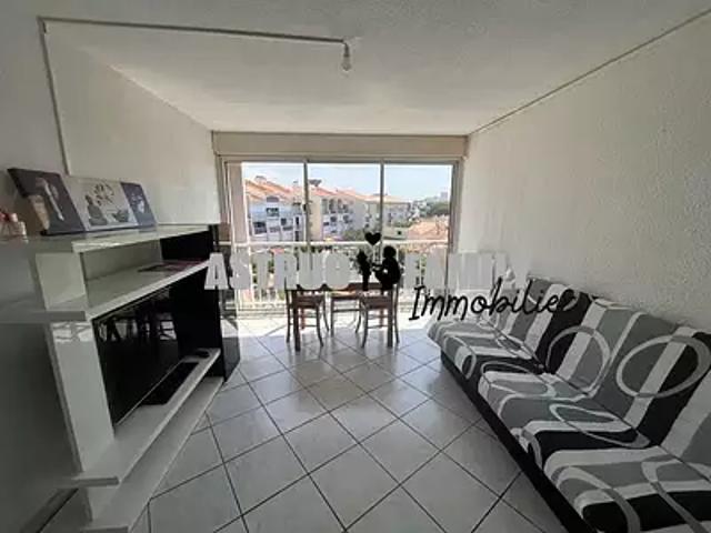 Le Grau du Roi 30240 Achat / Vente appartement 2 pièces t2 au dernier étage parking