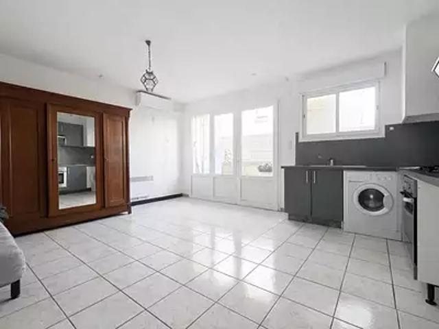 Le Grau du Roi 30240 Achat / Vente appartement 2 pièces t2 balcon