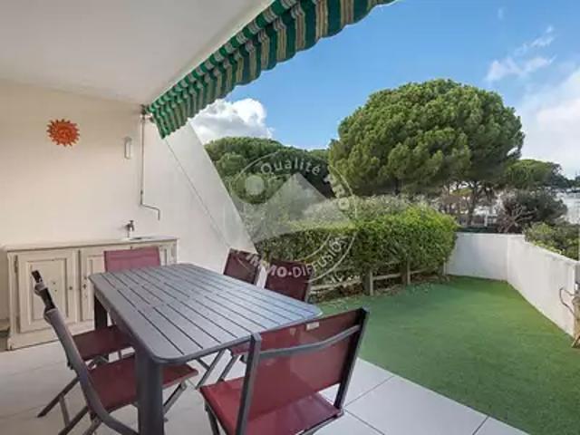 Le Grau du Roi 30240 Location appartement 2 pièces t2 piscine