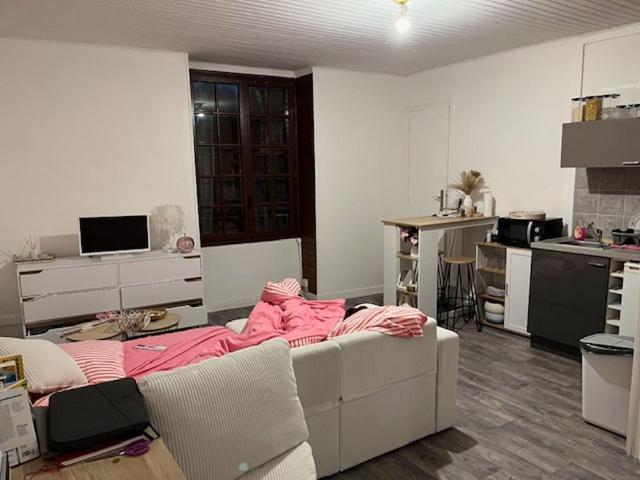 LE GRAND'RUE Location Appartement poitiers: 22.56 m2
