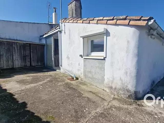 Le Gua 17600 Achat / Vente maison 1 pièce t1 jardin terrasse