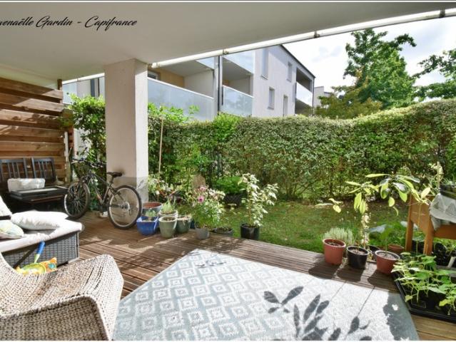 LE HAILLAN Appartement 4 pièces 94 m² avec terrasse, jardin et parkings