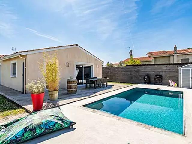 Le Haillan 33185 Achat / Vente maison 4 pièces t4 au dernier étage piscine