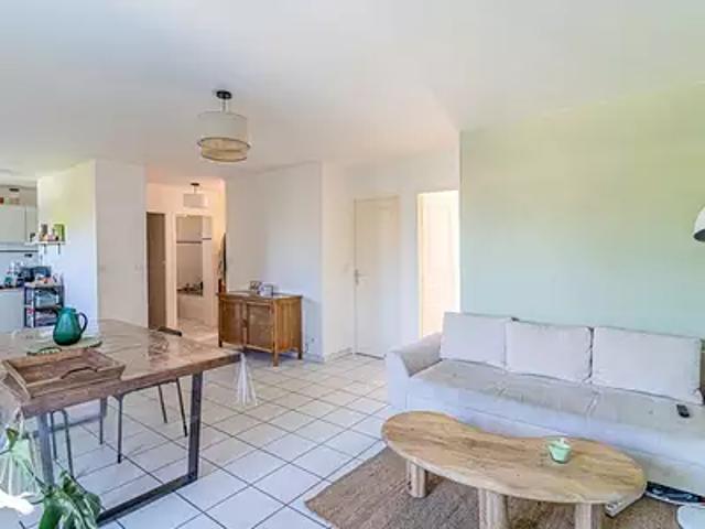 Le Haillan 33185 Achat / Vente appartement 3 pièces t3 au dernier étage parking