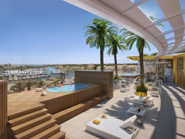 Le haut de gamme s'invite dans ce Duplex de plus de 87 m² au sein du village naturiste du Cap d'Agde