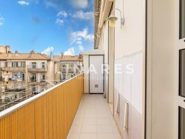 LE HAUT PERCHE Appartement Dernier étage T3 de 76m² Extérieur 13005 Camas/Sebastopol