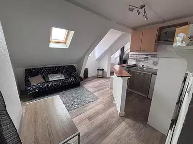 Le Havre 76600 Location appartement 1 pièce t1 au dernier étage