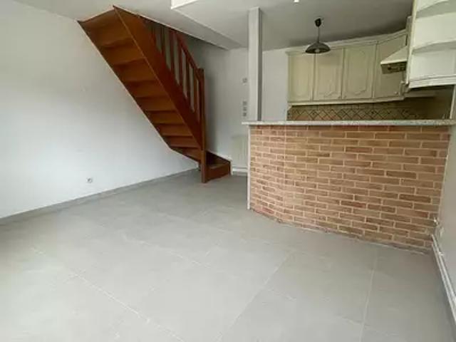 Le Havre 76600 Location maison 2 pièces t2 au dernier étage