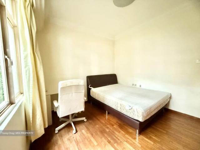 Le Hill Condominium D5, Condominium