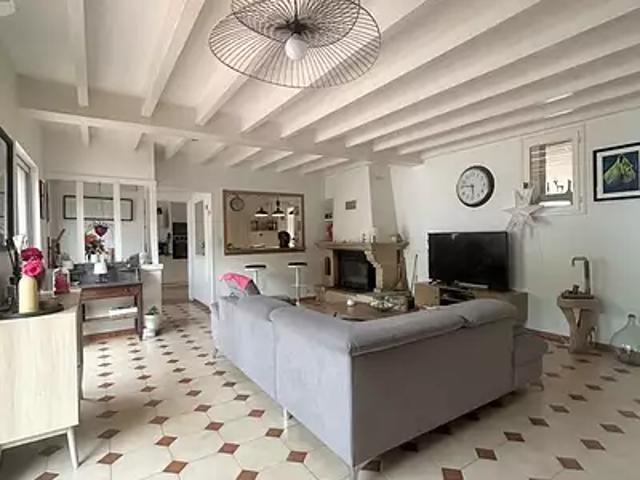 Le Houga 32460 Achat / Vente maison 8 pièces t8 piscine jardin