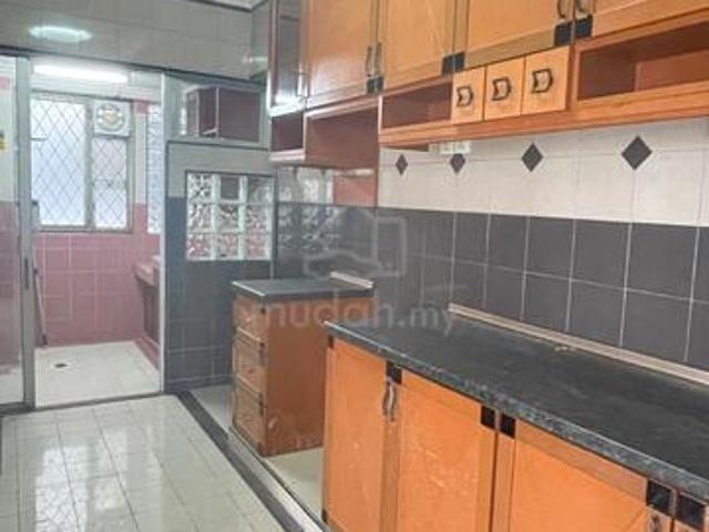 Le Jardine Renovated 3R2B 1064sf Near LRT PFurnished Pandan Indah Sel