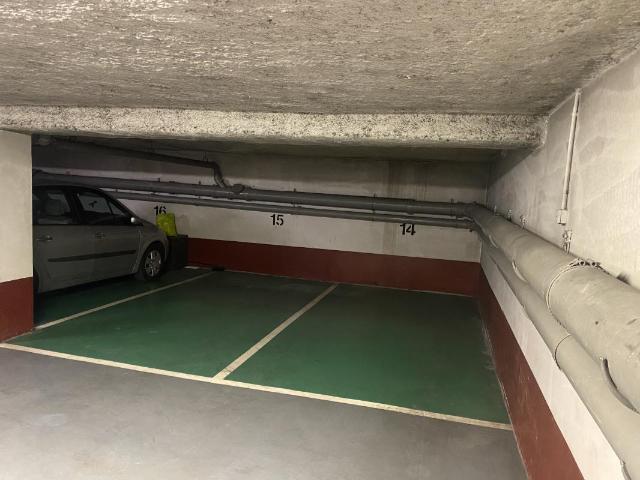 Le Kremlin Bicêtre Vente Parking / Garage 94