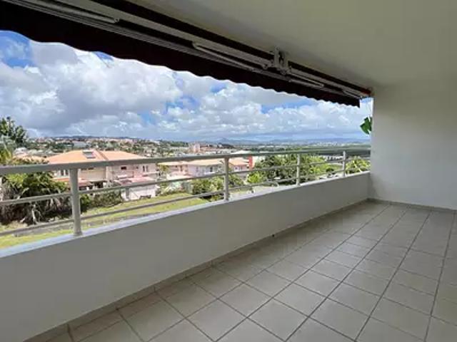 Le Lamentin 97232 Achat / Vente appartement 2 pièces t2 terrasse parking