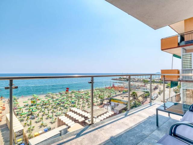 Le Lanterne 3 Luxury Apartments