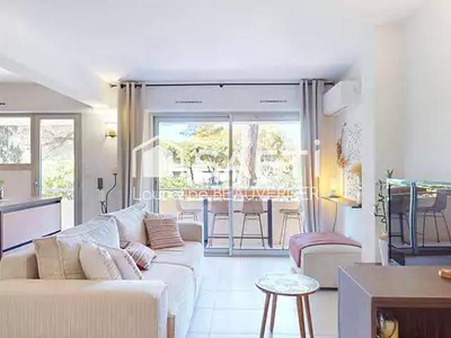 Le Lavandou 83980 Achat / Vente appartement 2 pièces t2 balcon