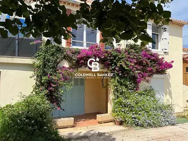 Le Lavandou 83980 Achat / Vente maison 6 pièces t6 au dernier étage