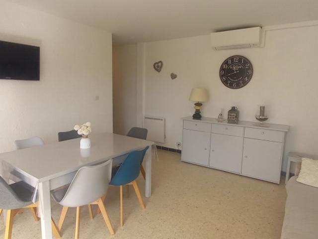 Le Lavandou 3 pièce s 50 m2 Piscine et tennis Terrasse au calme sans vis à vis
