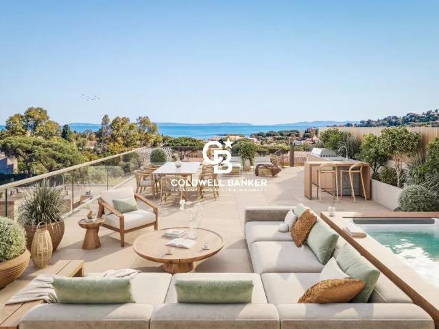 Le Lavandou – T5 neuf avec rooftop privatif, vue mer et à proximité de la plage de saint clair