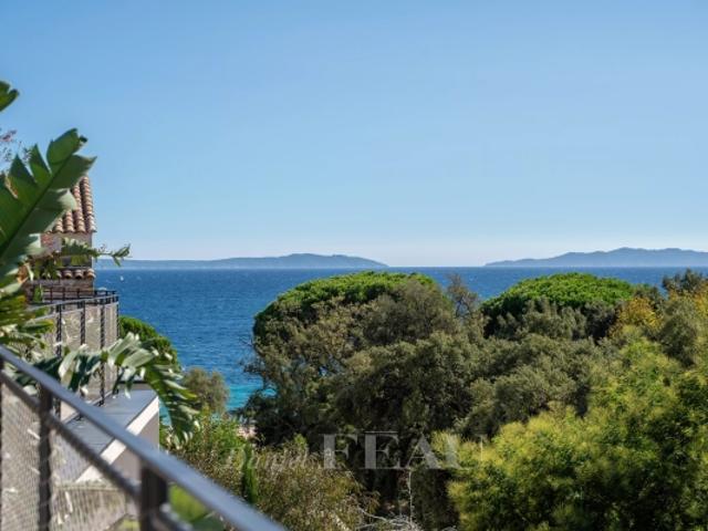 Le Lavandou Penthouse vue mer et plages de Cavalière à pied