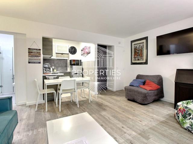 LE LAVANDOU STUDIO 29 M² LOGGIA RESIDENCE 'LA MERIDIENNE'