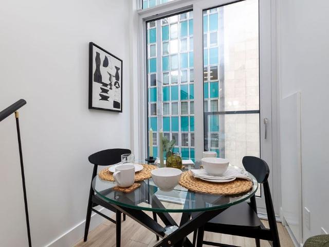 Le Livmore 1 Bedroom Apartment for Rent at 1180 Rue De Bleury, Montréal, QC H3B 0H2 Quartier Ville Marie