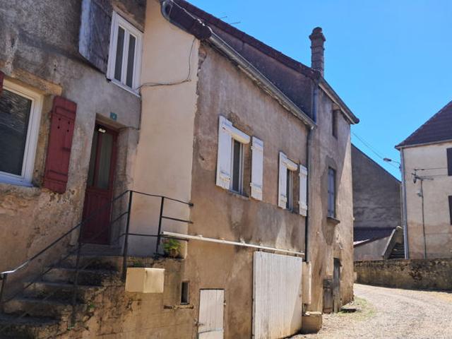 Le long du canal de BourgogneAppartement St Gilles 4 pièce s 70 m2