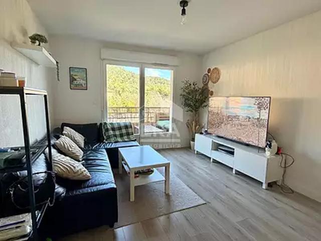 Le Luc 83340 Achat / Vente appartement 2 pièces t2 parking