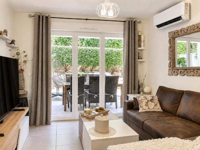 Le Luc en Provence Appartement T2 meublé de 38 m2 avec terrasse et Jardin + parking privatif