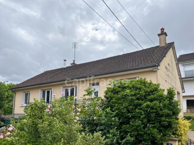 LE MANS Quartier Bellevue Maison sur sous sol 4 chambres