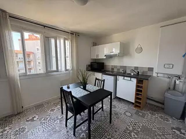 Le Mans 72000 Location appartement 2 pièces t2 au dernier étage
