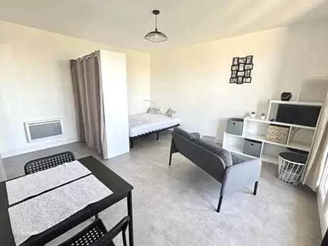 Le Mans 72000 Location appartement 2 pièces t2 parking