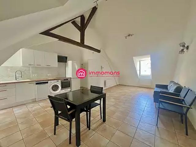 Le Mans 72000 Location appartement 3 pièces t3 au dernier étage