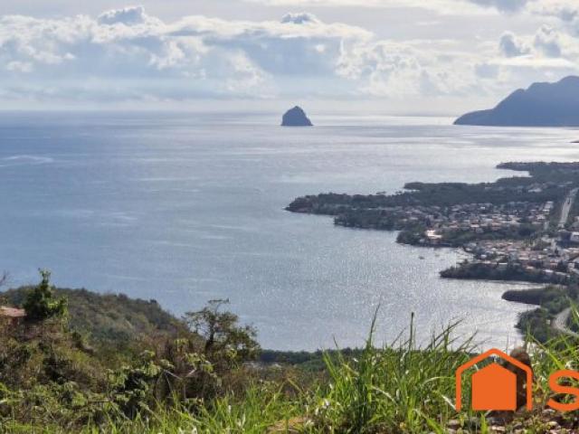 Le Marin Vente Terrain 97