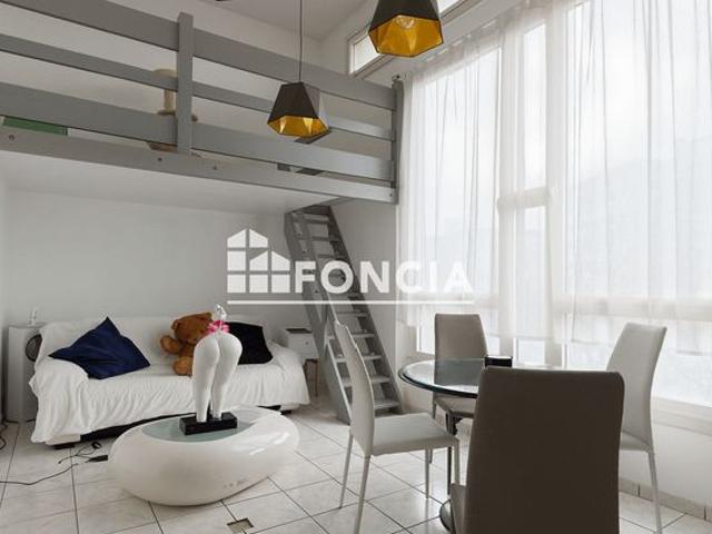 Le Mée sur Seine:  Appartement duplex 3 pièces