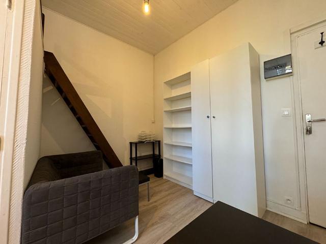 LE MEZZAN Location Appartement tours: 13.6 m2