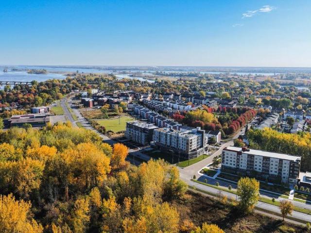 Le MileBrook: Habitations locatives 1 chambre à P A T à louer appartement / logement Montréal Pointe aux Trembles