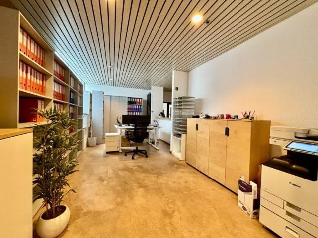 Le Mont en Budron, Bureaux très bon marché et en bon état location ou achat
